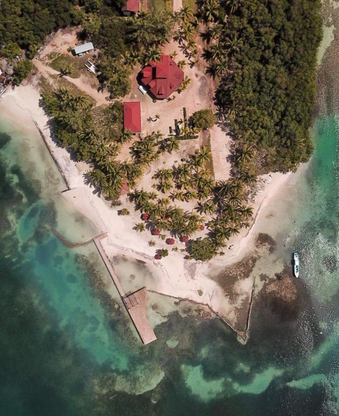 Sea Eye Hotel - Sunset Building Utila Zewnętrze zdjęcie